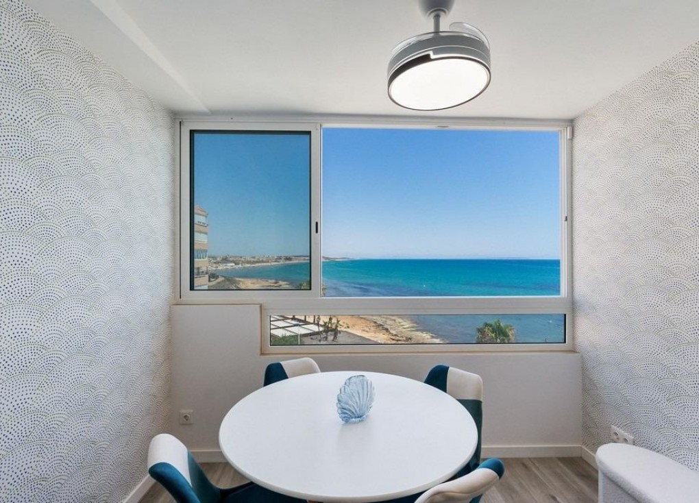 Jälleenmyynti - Asunto - Torrevieja - Cabo cervera