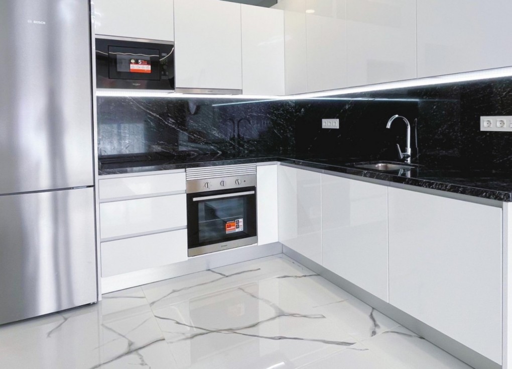 Jälleenmyynti - Asunto - Torrevieja - Playa del Cura