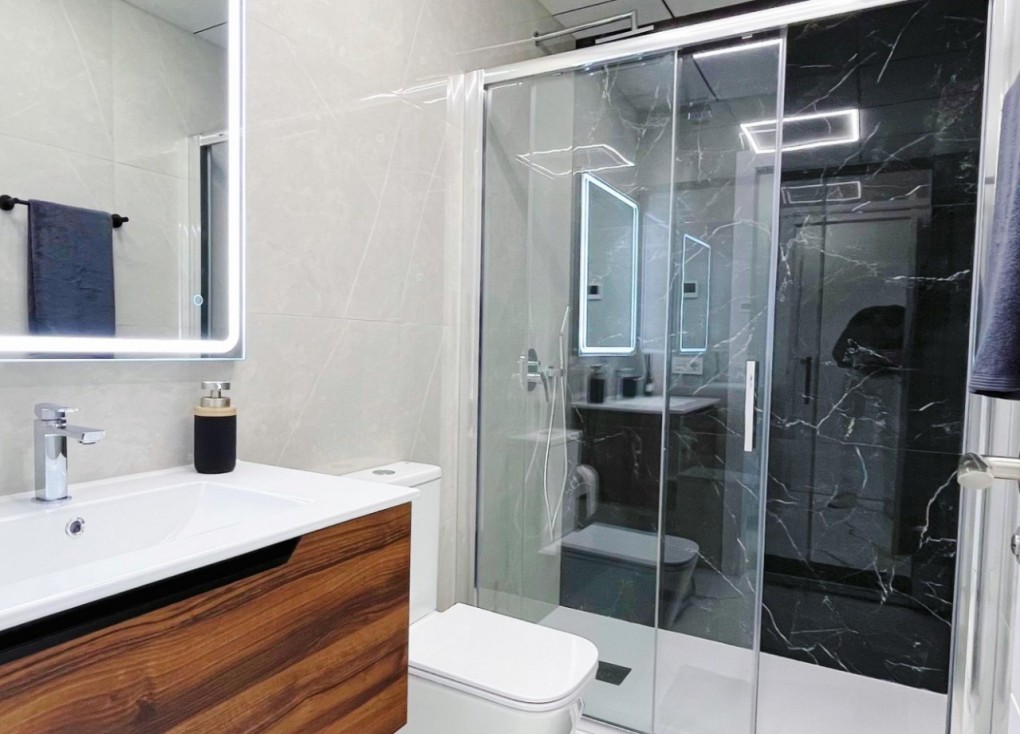 Jälleenmyynti - Asunto - Torrevieja - Playa del Cura