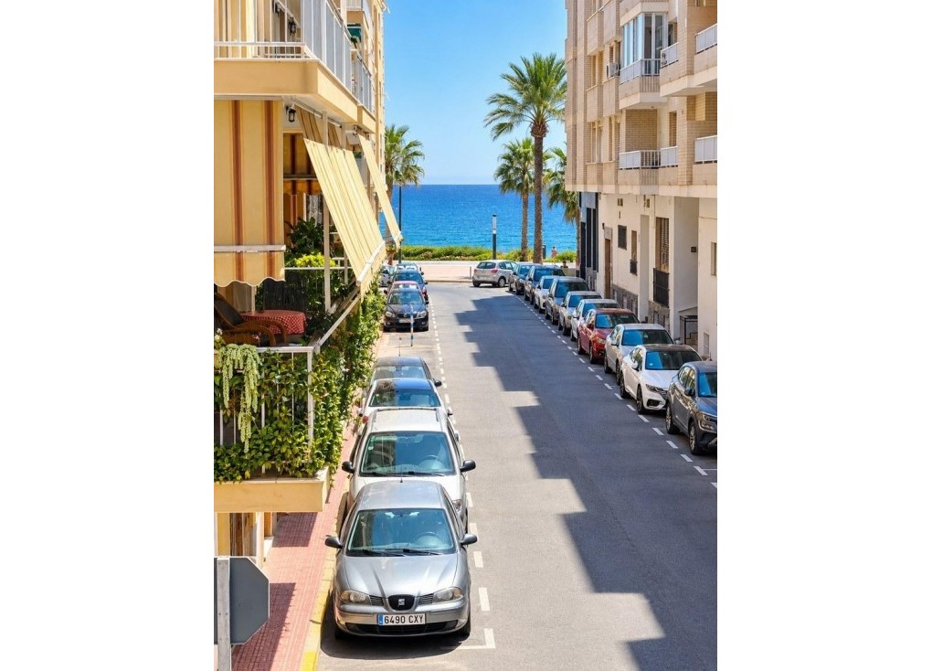 Jälleenmyynti - Asunto - Torrevieja - Playa del Cura