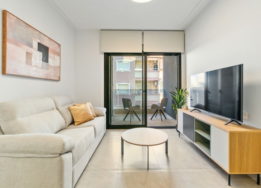 Jälleenmyynti - Asunto - Torrevieja