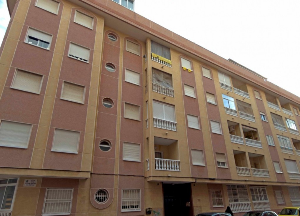 Jälleenmyynti - Asunto - Torrevieja