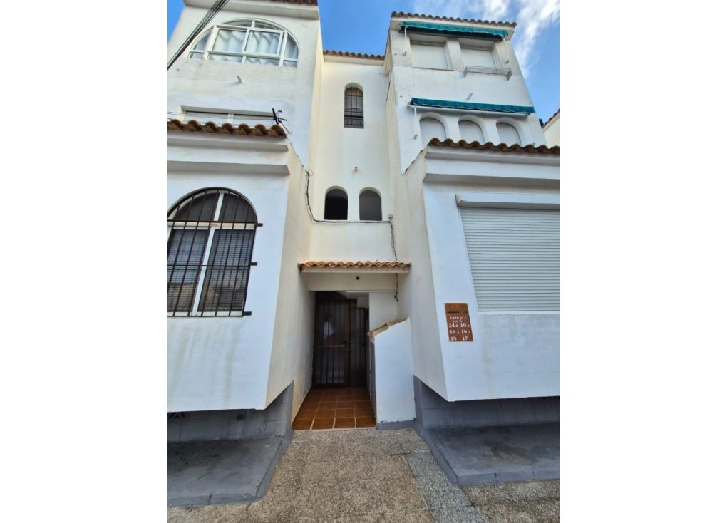 Jälleenmyynti - Asunto - Torrevieja