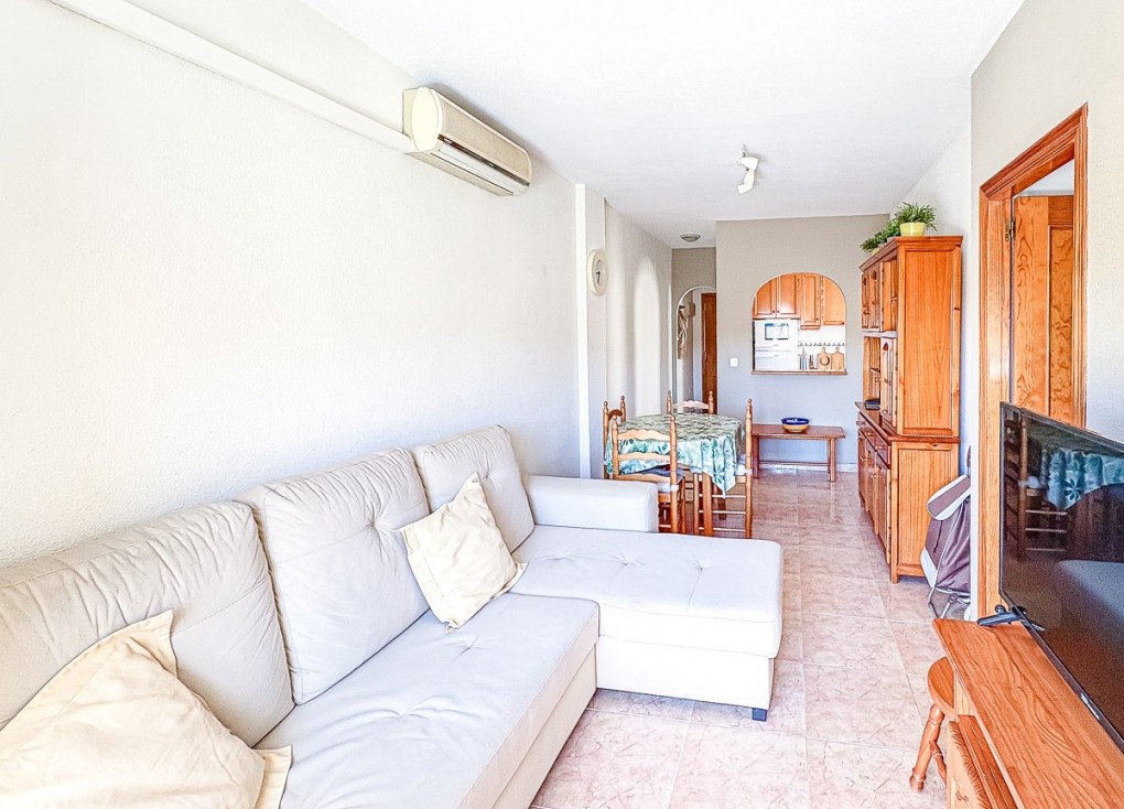 Jälleenmyynti - Asunto - Torrevieja