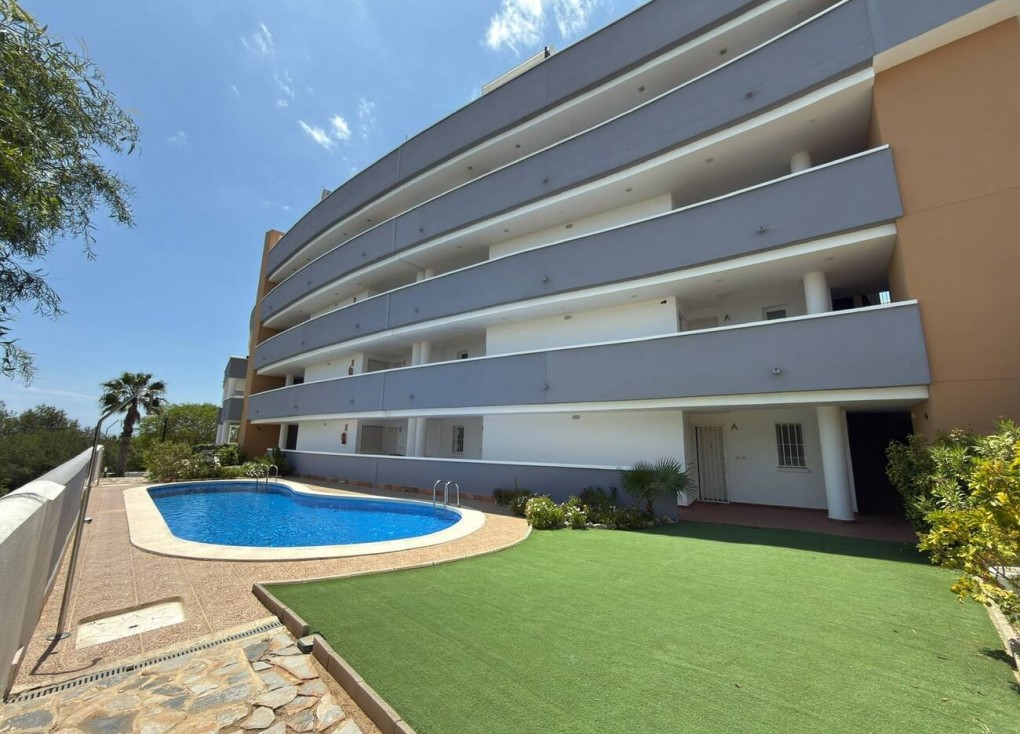 Jälleenmyynti - Asunto - Villamartín - La fuente
