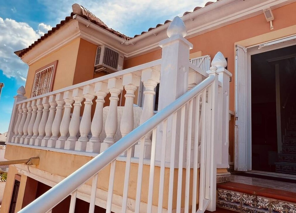 Jälleenmyynti - Asunto - Villamartín