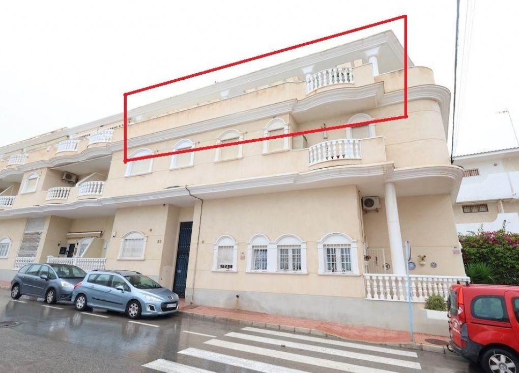 Jälleenmyynti - Asunto - Ylimmän kerroksen asunto - Torrevieja - Habaneras