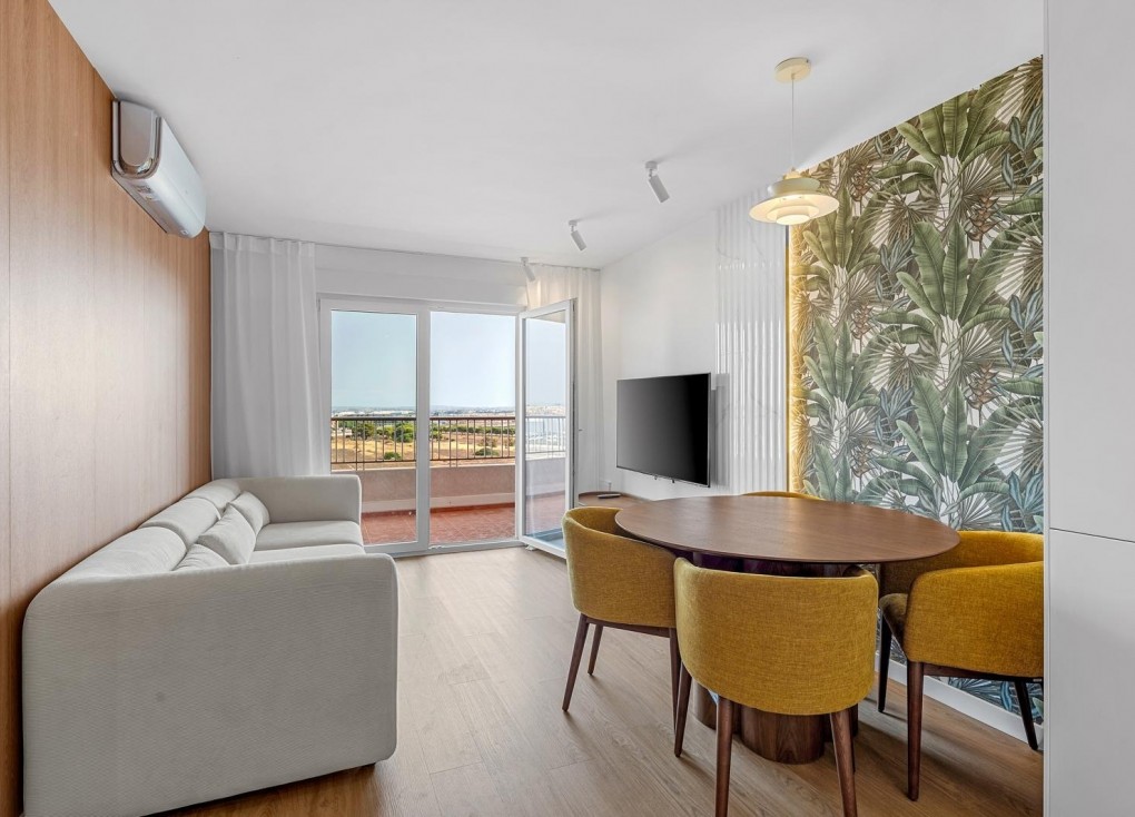 Jälleenmyynti - Asunto - Ylimmän kerroksen asunto - Torrevieja - Punta Prima