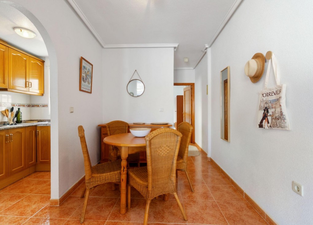 Jälleenmyynti - Asunto - Ylimmän kerroksen asunto - Torrevieja