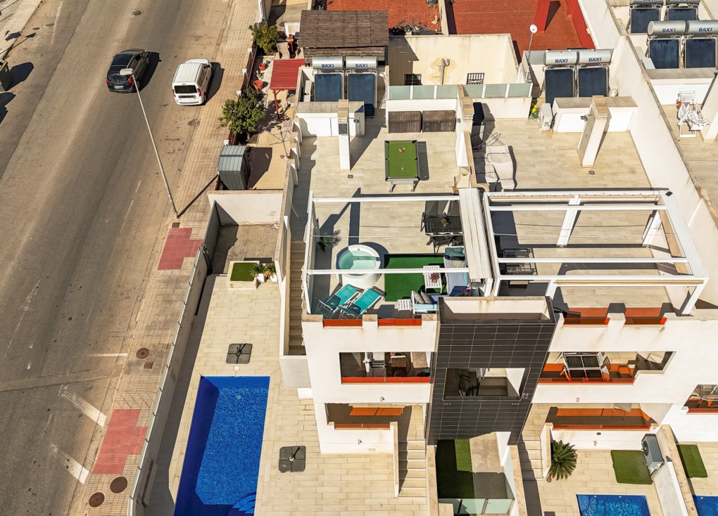 Jälleenmyynti - Bungalow - Los Altos