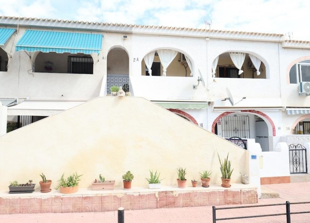 Jälleenmyynti - Bungalow - Orihuela Costa - Campoamor