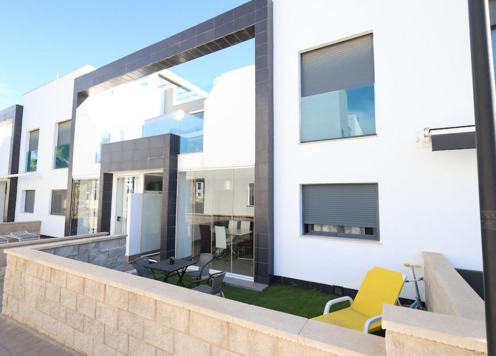 Jälleenmyynti - Bungalow - Orihuela Costa - La Zenia
