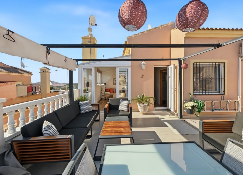 Jälleenmyynti - Bungalow - Orihuela Costa - Lomas de Don Juan