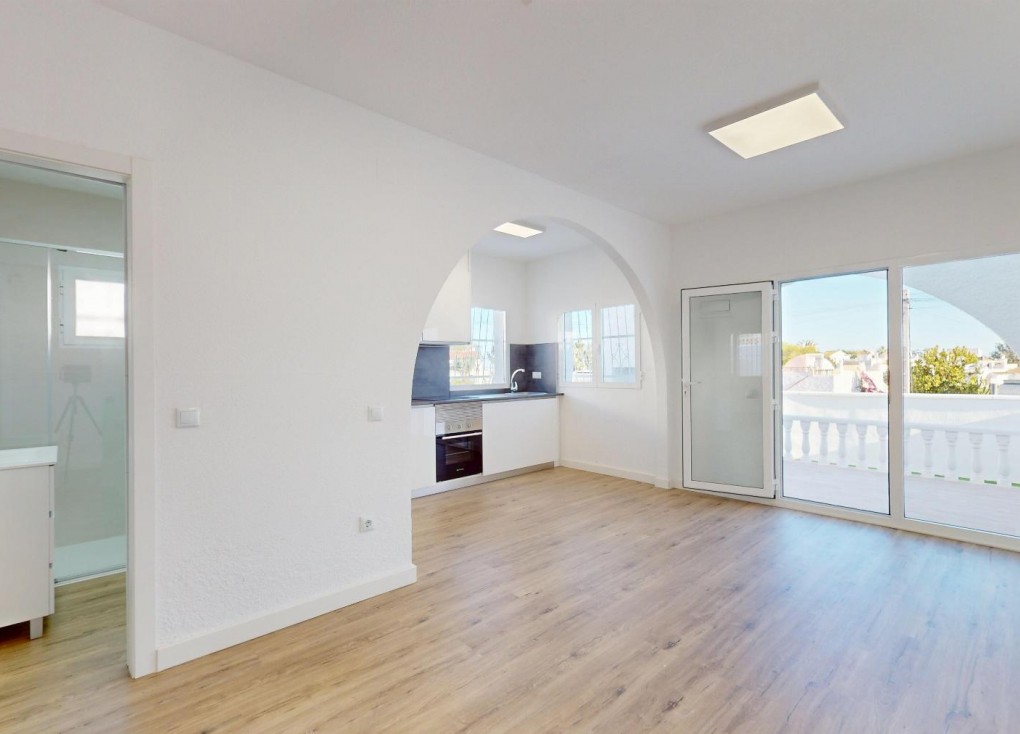 Jälleenmyynti - Bungalow - Orihuela Costa - Villamartín