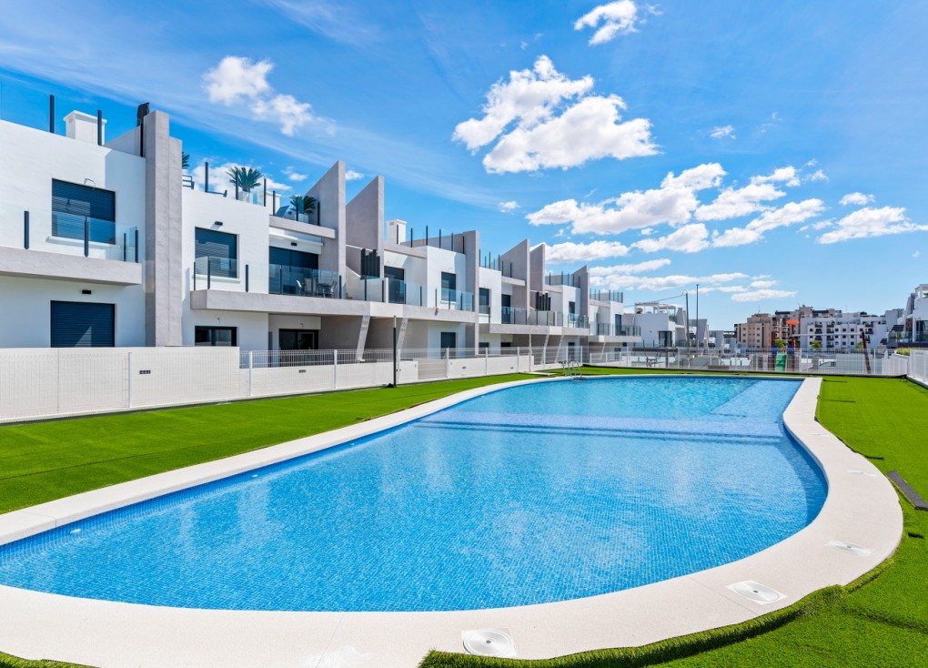 Jälleenmyynti - Bungalow - San Miguel de Salinas
