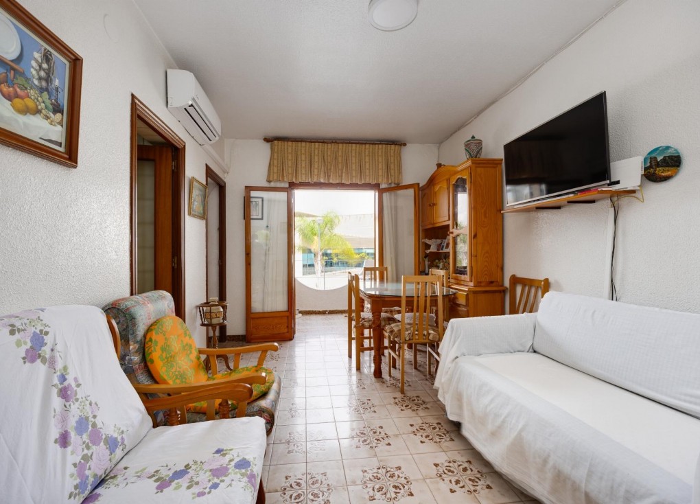 Jälleenmyynti - Bungalow - Torrevieja - Acequion