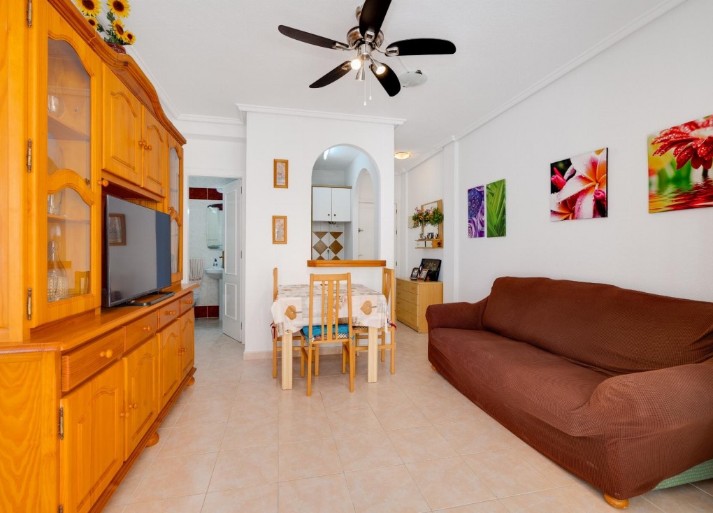 Jälleenmyynti - Bungalow - Torrevieja - Acequion