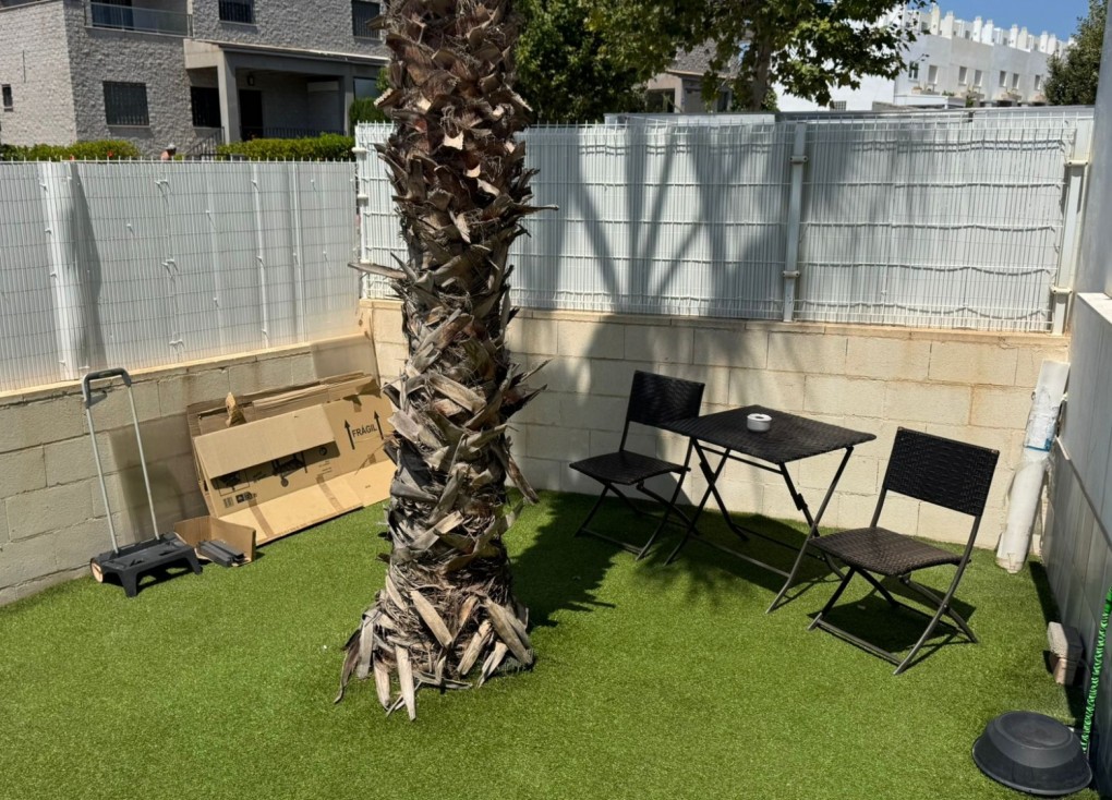 Jälleenmyynti - Bungalow - Torrevieja - Aguas Nuevas