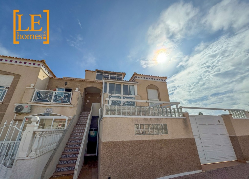 Jälleenmyynti - Bungalow - Torrevieja - Aguas Nuevas