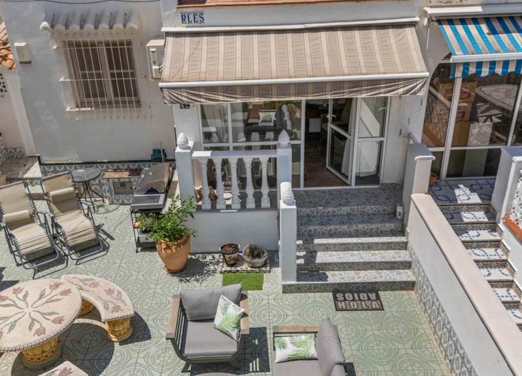 Jälleenmyynti - Bungalow - Torrevieja - Lago Jardin