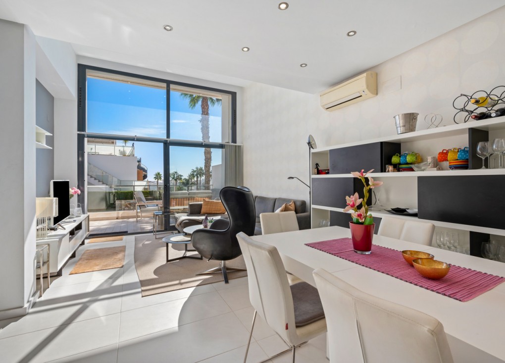 Jälleenmyynti - Bungalow - Torrevieja