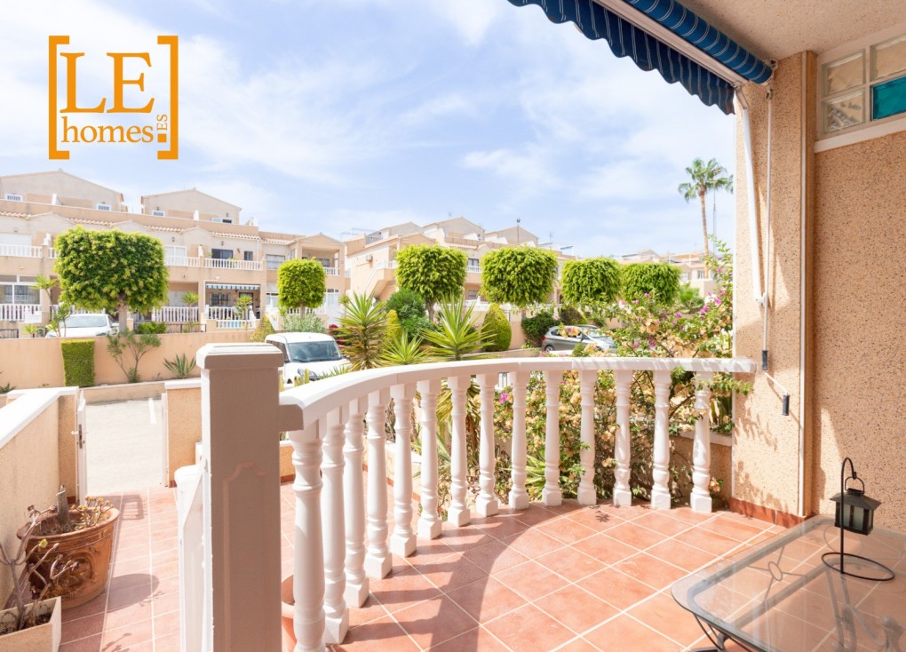 Jälleenmyynti - Duplex-asunto - Los Altos