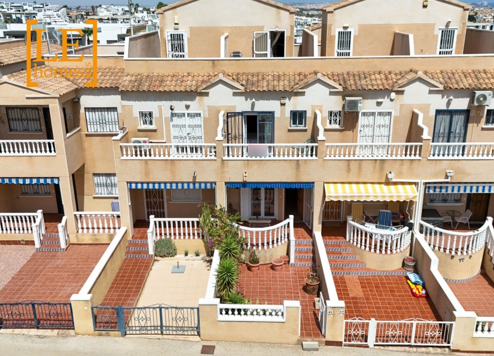Jälleenmyynti - Duplex-asunto - Los Altos