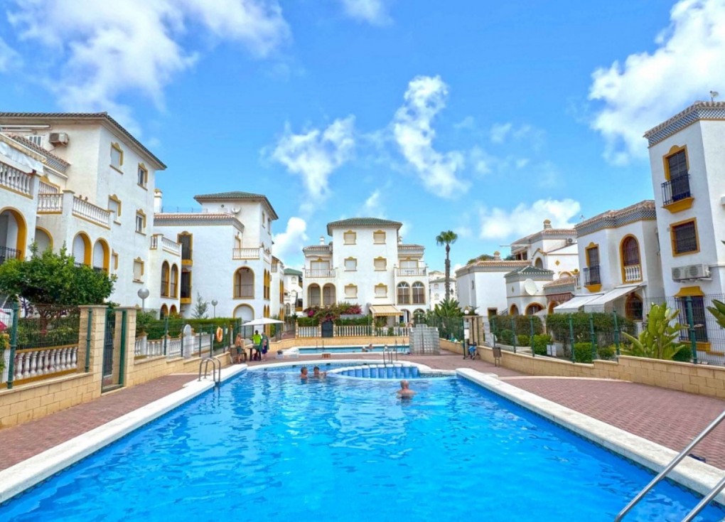 Jälleenmyynti - Duplex-asunto - Torrevieja - LA MATA