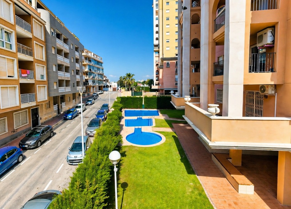 Jälleenmyynti - Duplex-asunto - Torrevieja - Playa de los Locos