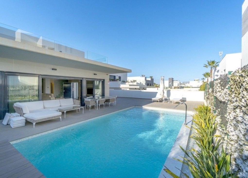 Jälleenmyynti - Erillistalo - Orihuela Costa - Aguamarina