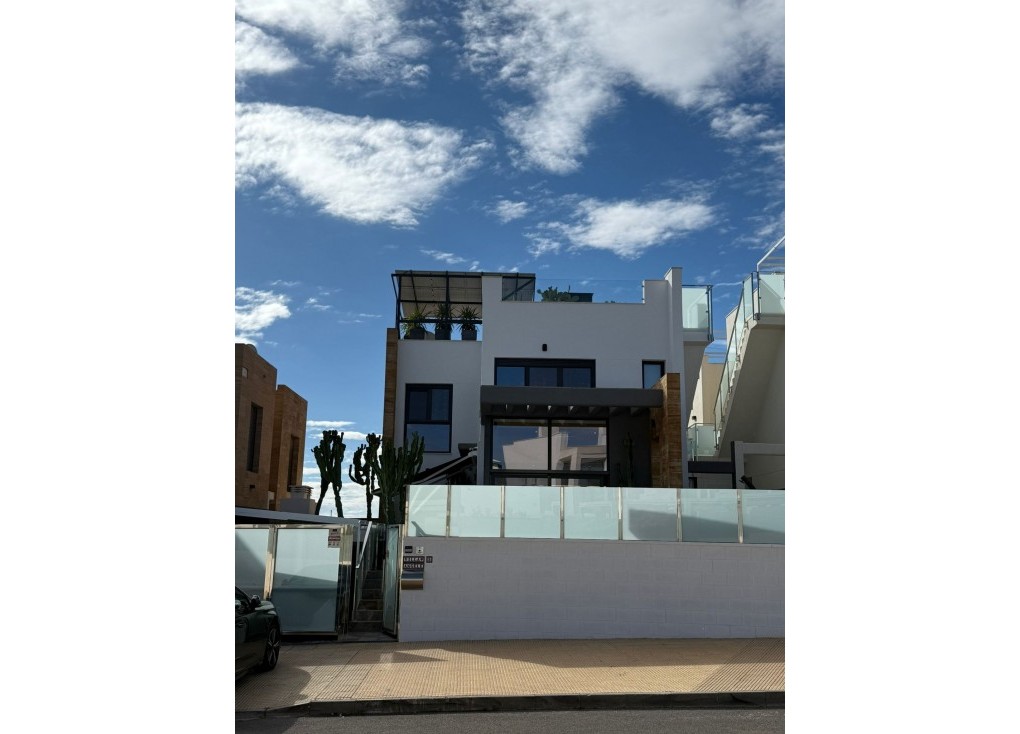 Jälleenmyynti - Erillistalo - Orihuela - Lomas de Cabo Roig