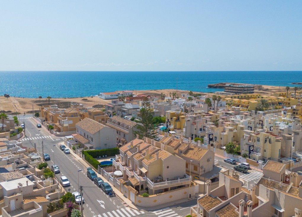 Jälleenmyynti - Erillistalo - Torrevieja - Los Frutales