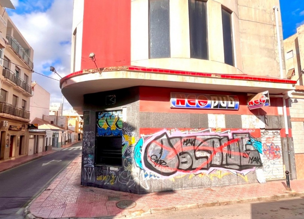 Jälleenmyynti - Liiketila - Torrevieja - Playa del Cura