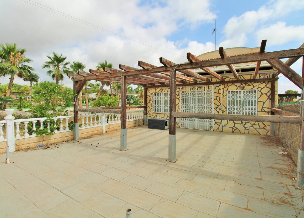 Jälleenmyynti - Liiketila - Villamartín