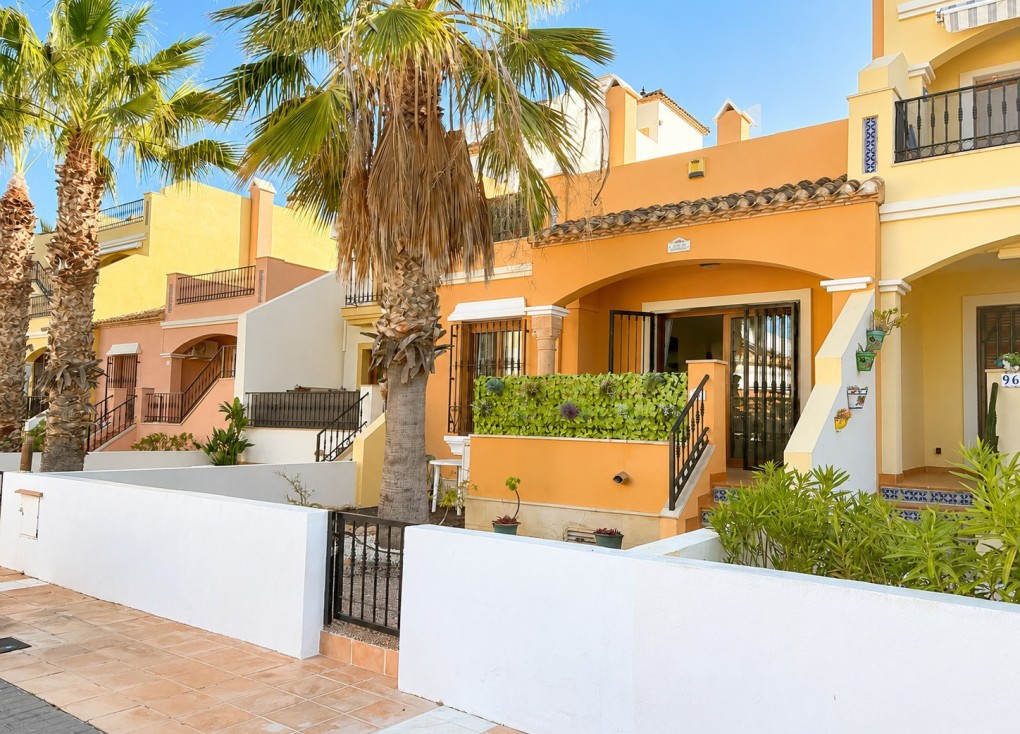 Jälleenmyynti - Paritalo/Rivitalo - Algorfa - La Finca Golf