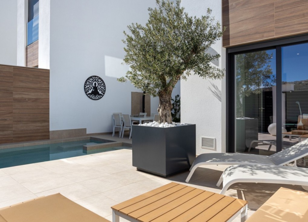 Jälleenmyynti - Paritalo/Rivitalo - Benijofar