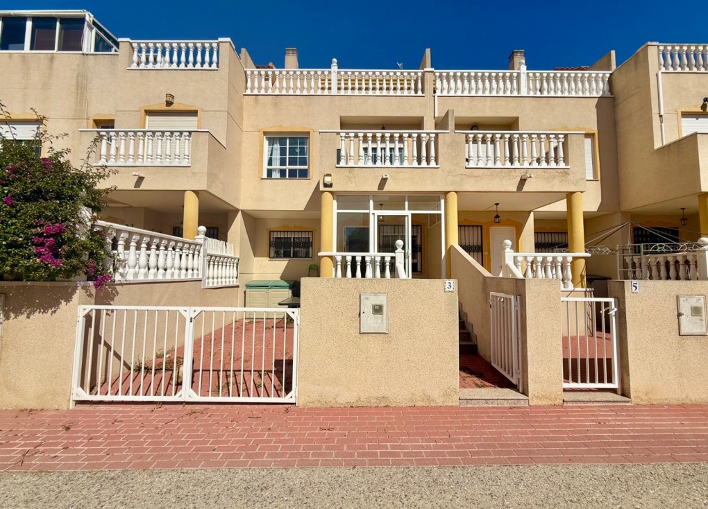Jälleenmyynti - Paritalo/Rivitalo - Guardamar del Segura
