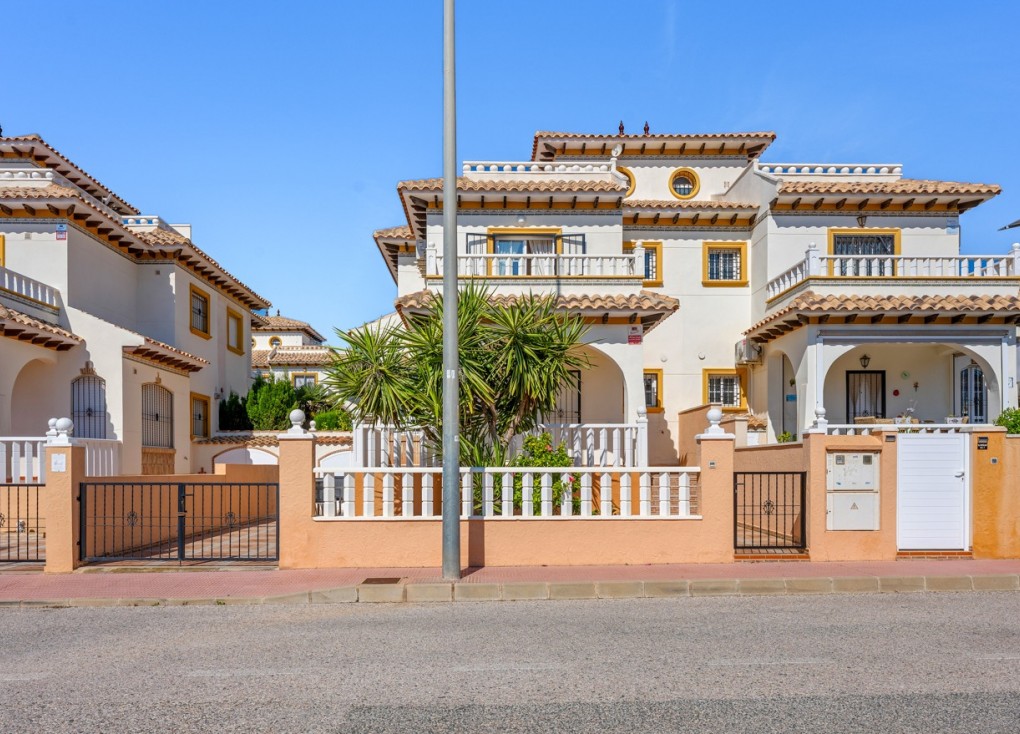Jälleenmyynti - Paritalo/Rivitalo - Lomas de Cabo Roig