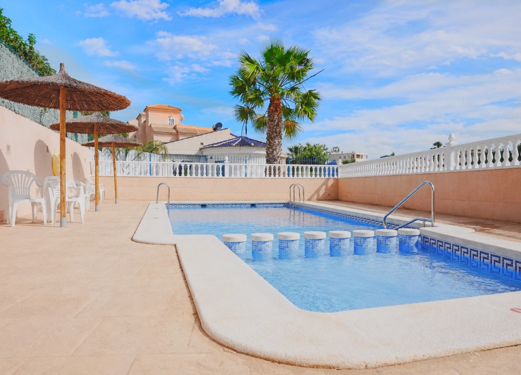 Jälleenmyynti - Paritalo/Rivitalo - Orihuela Costa - La Zenia