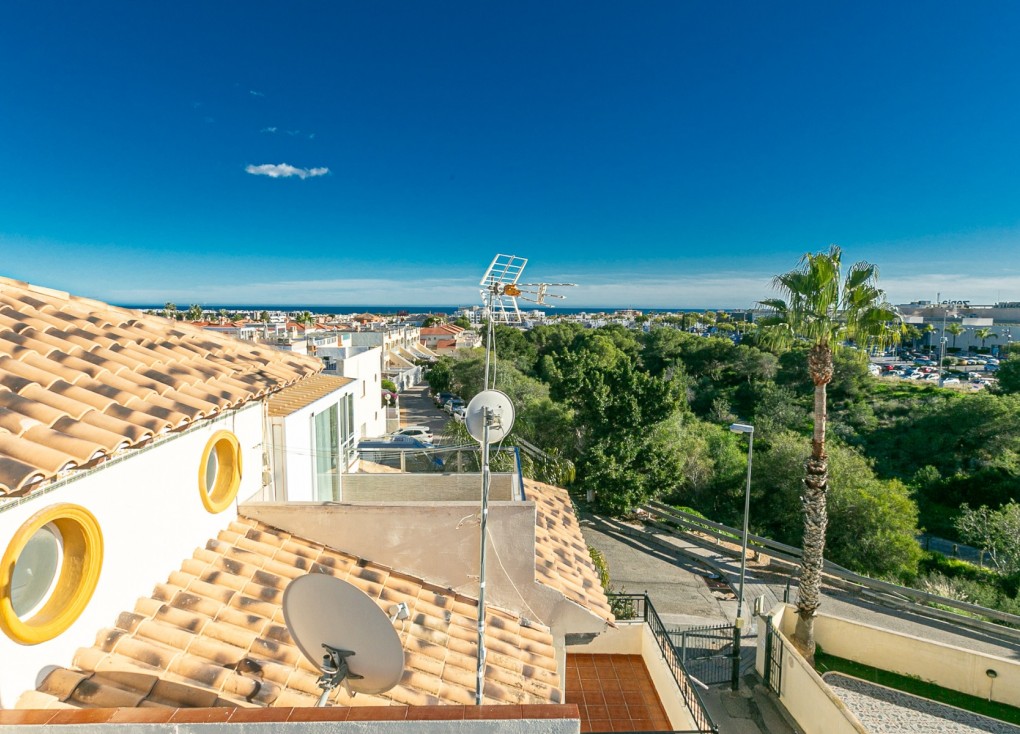 Jälleenmyynti - Paritalo/Rivitalo - Playa Flamenca