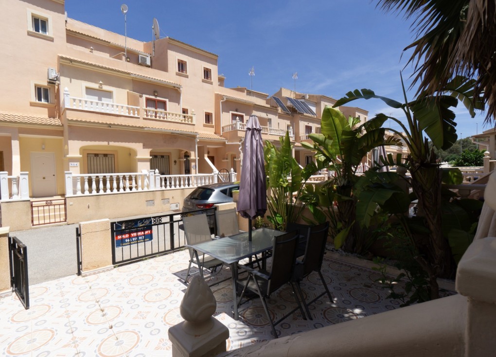 Jälleenmyynti - Paritalo/Rivitalo - Playa Flamenca