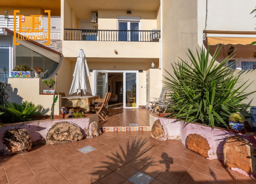 Jälleenmyynti - Paritalo/Rivitalo - Torrevieja - La veleta