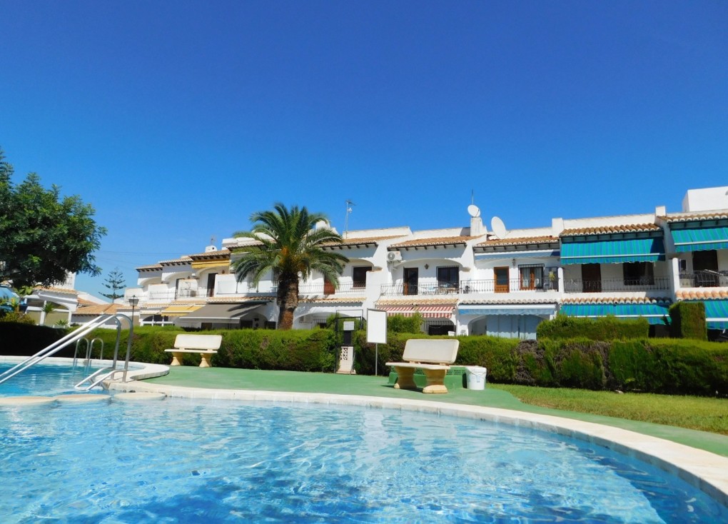 Jälleenmyynti - Paritalo/Rivitalo - Torrevieja - Lago Jardin