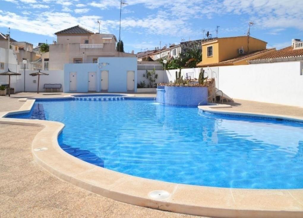 Jälleenmyynti - Paritalo/Rivitalo - Torrevieja - Los Balcones