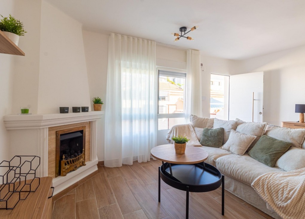 Jälleenmyynti - Paritalo/Rivitalo - Torrevieja - Los Frutales