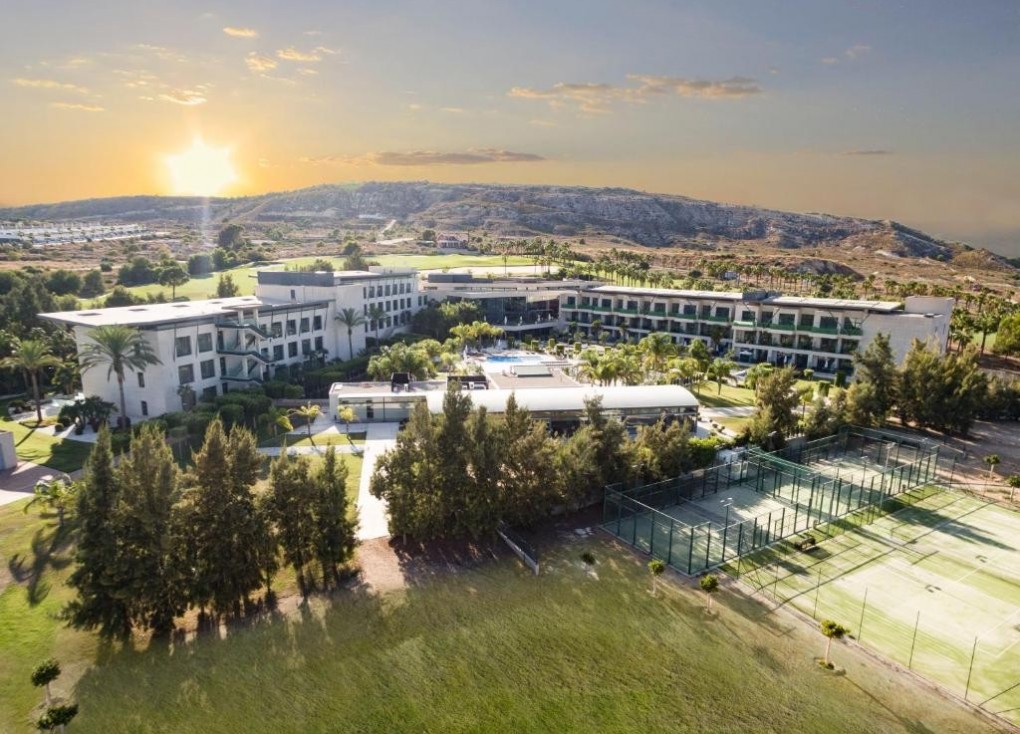 Jälleenmyynti - Tontti - Algorfa