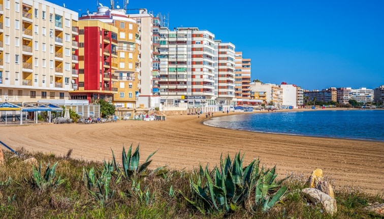 Lägenhet - Återförsäljning - Torrevieja - Acequion