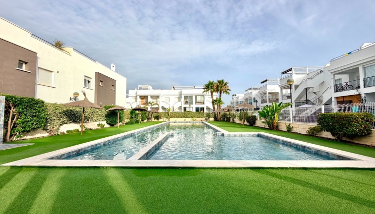 Lägenhet - Återförsäljning - Torrevieja - Aguas Nuevas