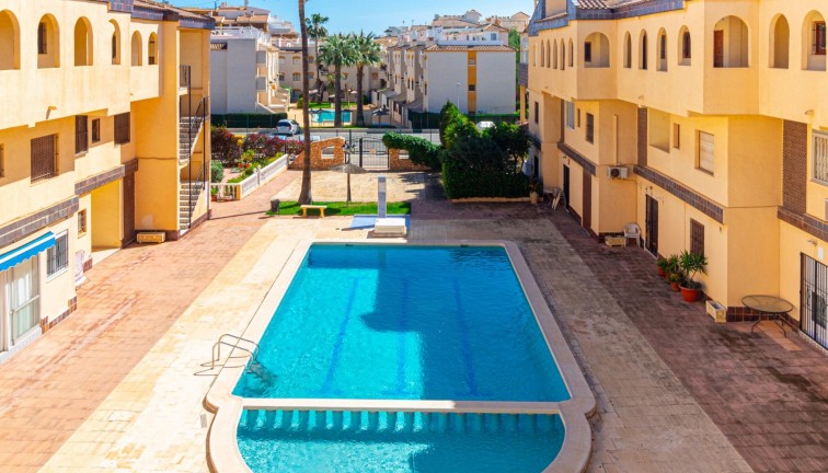 Lägenhet - Återförsäljning - Torrevieja - Punta Prima