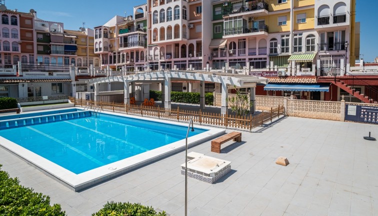Liiketila - Jälleenmyynti - Torrevieja - La veleta